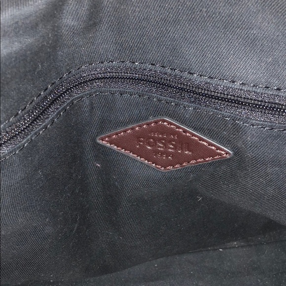 Crossbody Fossil Satchel - Picture 3 of 6